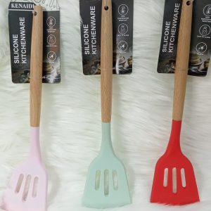 Wooden slotted heat resistant silicone spoon/spatula